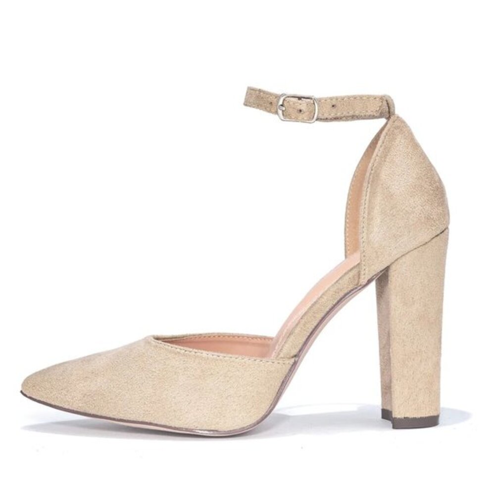NEW MaryJane Ankle Strap Pointed Toe Chunky Heels Faux Suede Nude Size 10 NWT